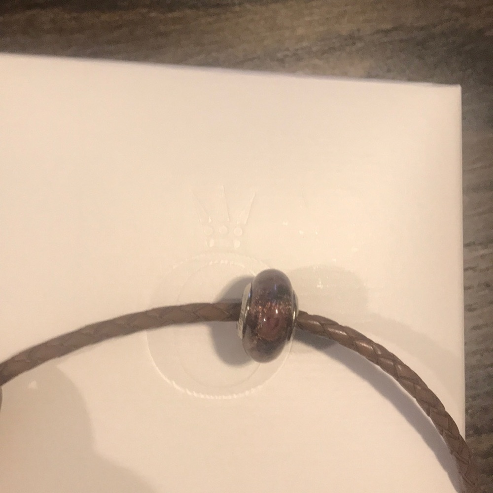 Pandora bead